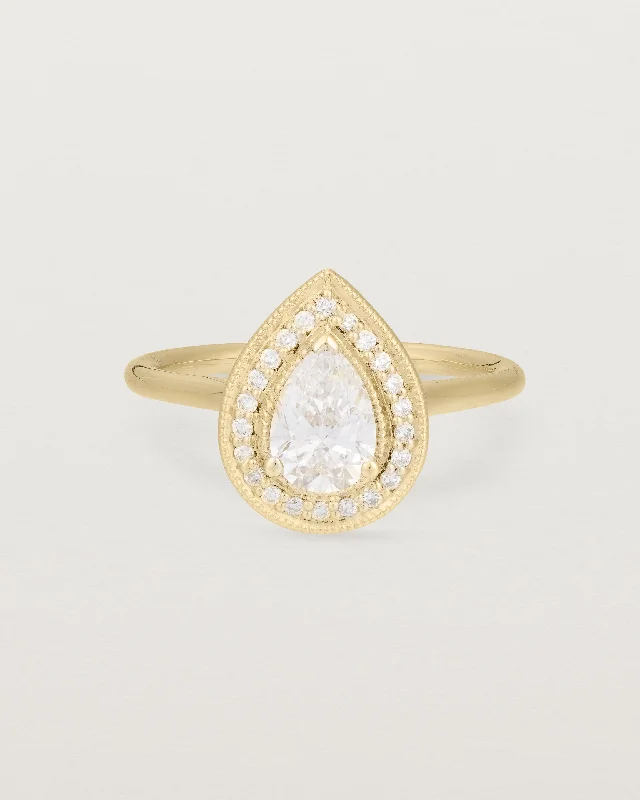 Vintage Gold Ring-Aurie Halo Ring | Laboratory Grown Diamonds