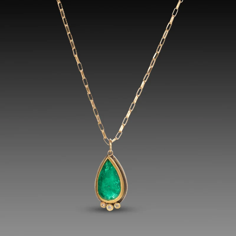 Simple Bar Necklace-Teardrop Emerald Necklace