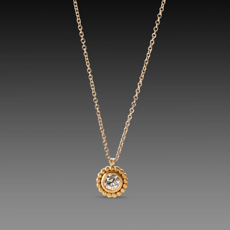 Classic Pearl Pendant Necklace-Delicate Round Diamond Necklace