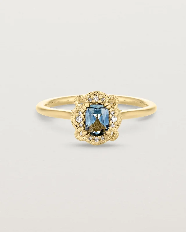 Handmade Gold Ring-Jolie Millgrain Halo Ring | Parti Sapphire & Diamonds