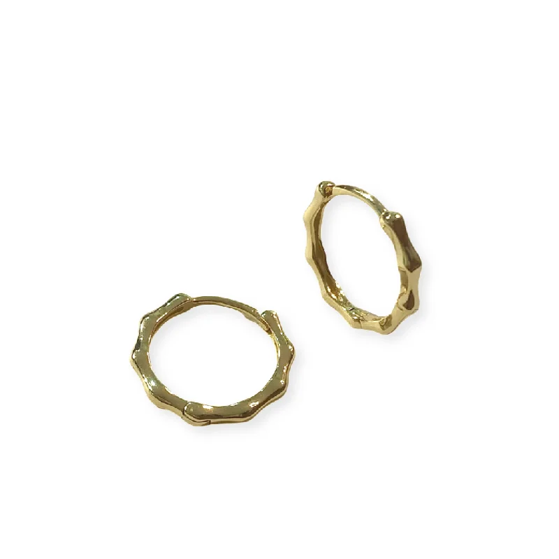 Long Dangling Earrings-Noellery Bamboo Texture Wavy Huggies